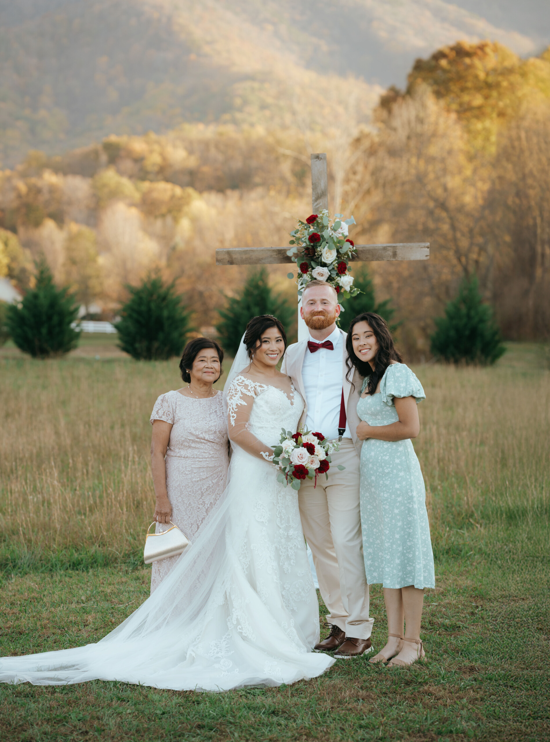 Family photos after Elopment at King's lodge, Pigeon forge