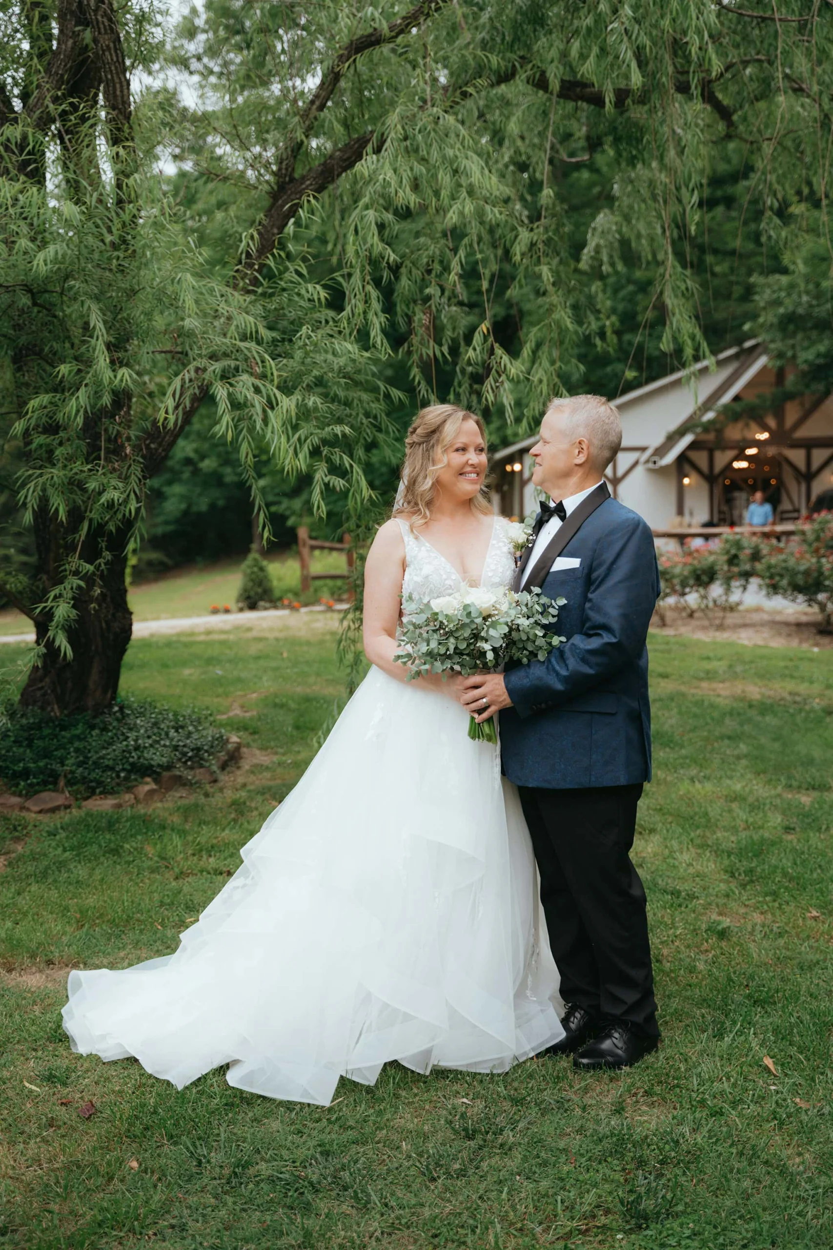 Bluff mountain inn wedding