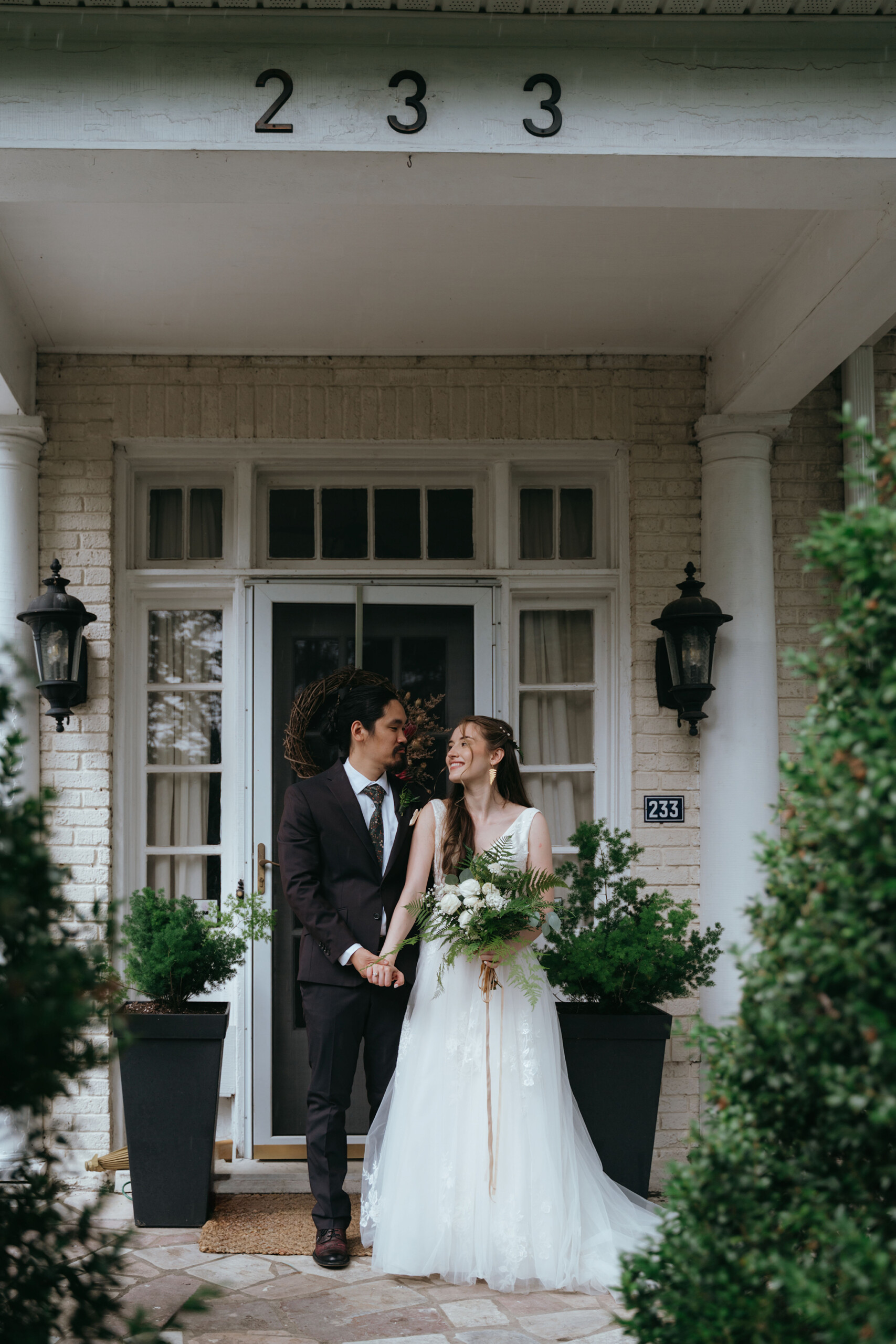 Couple getting married at Magnolia venue