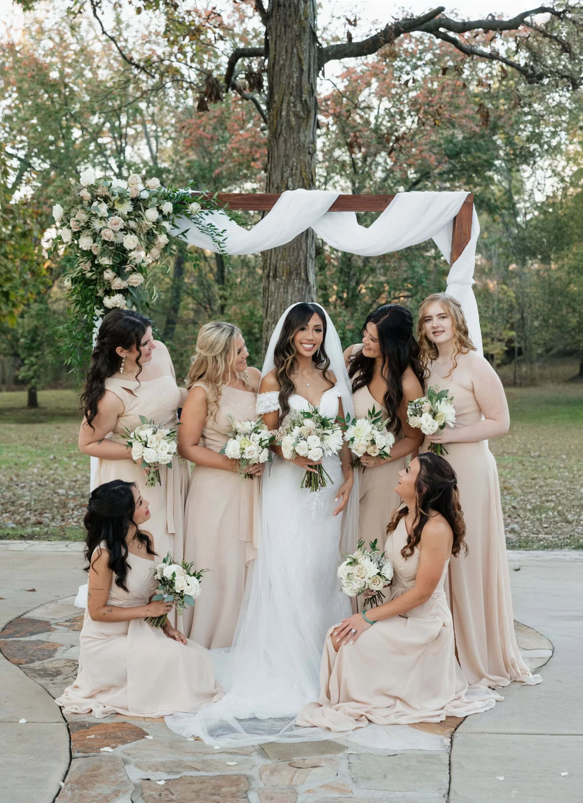 bridal party at Iris woods wedding venue, Lebanon