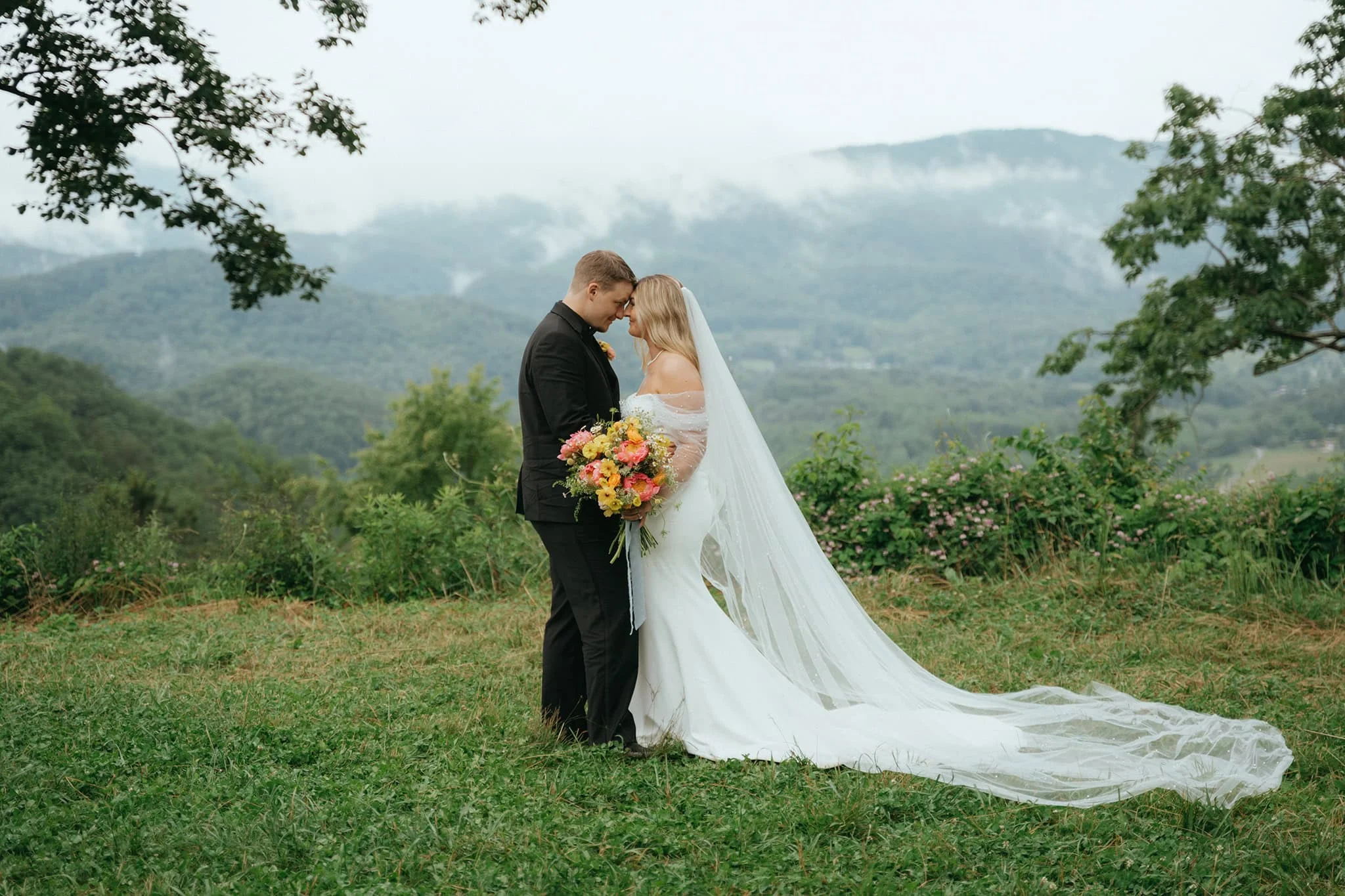 Smoky Mountains Elopment ceremony at sunset on the rainy day