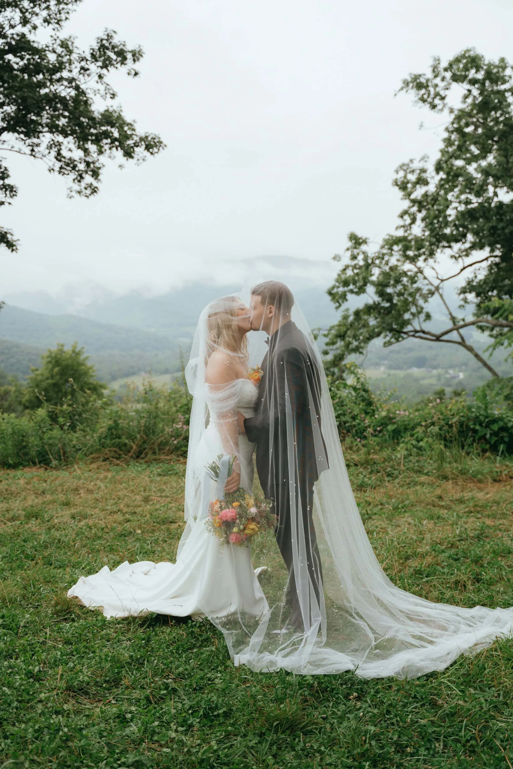 Foothills parkway elopement Smoky Mountains Elopment ceremony at sunset on the rainy day