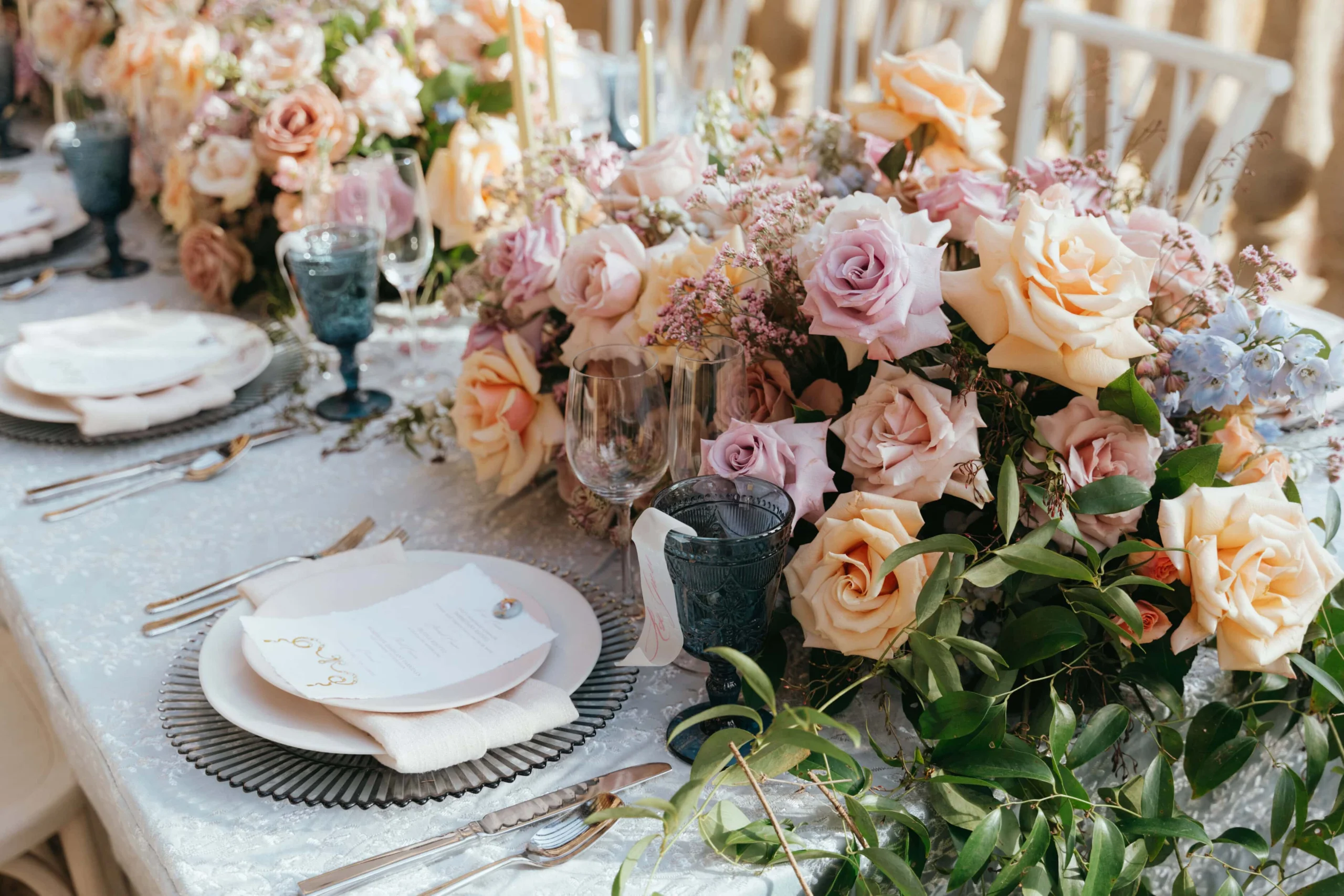 Floral wedding decor Romantic wedding table decor in Italian wedding venue