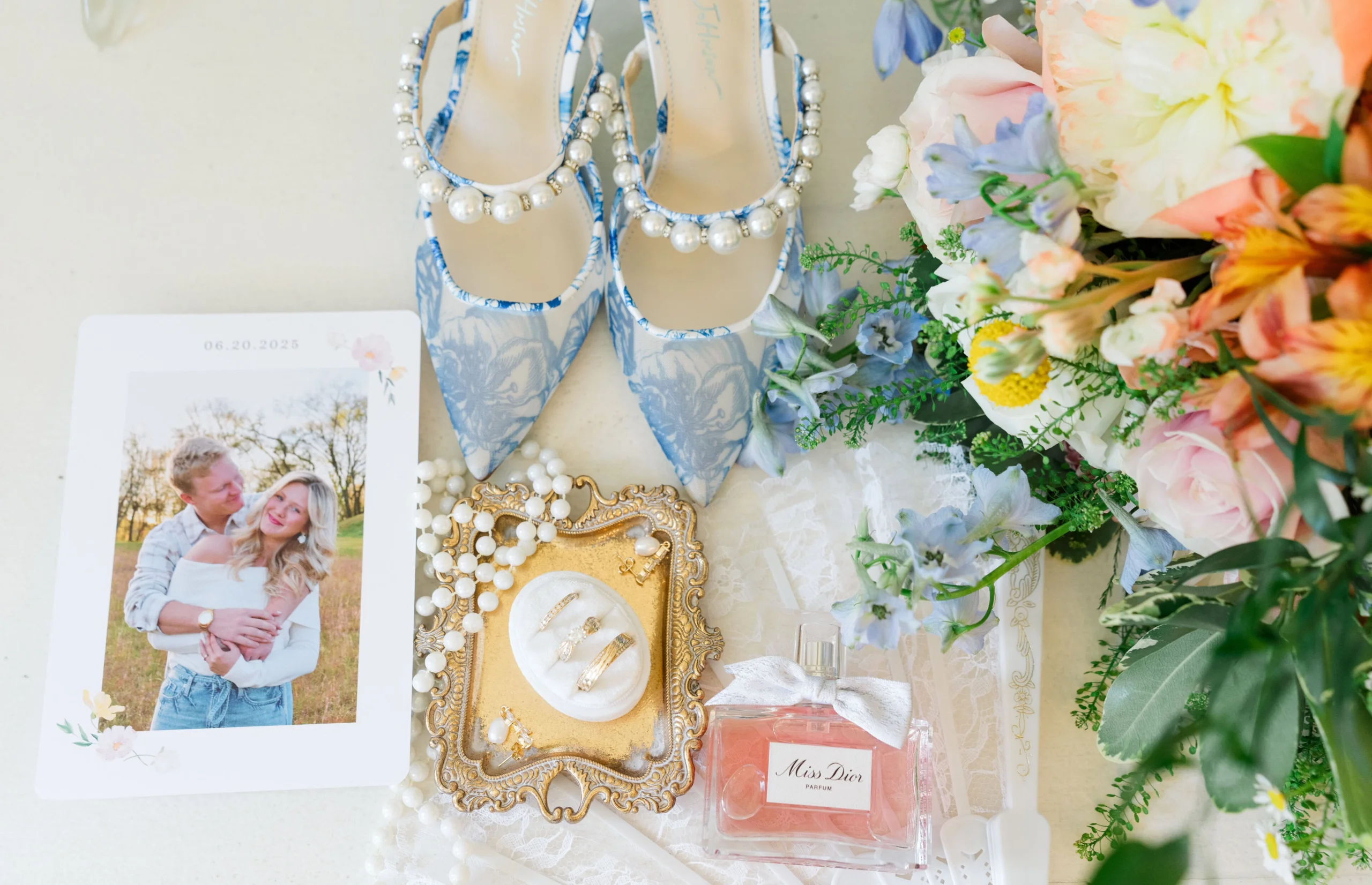 southern charm details of the summer wedding