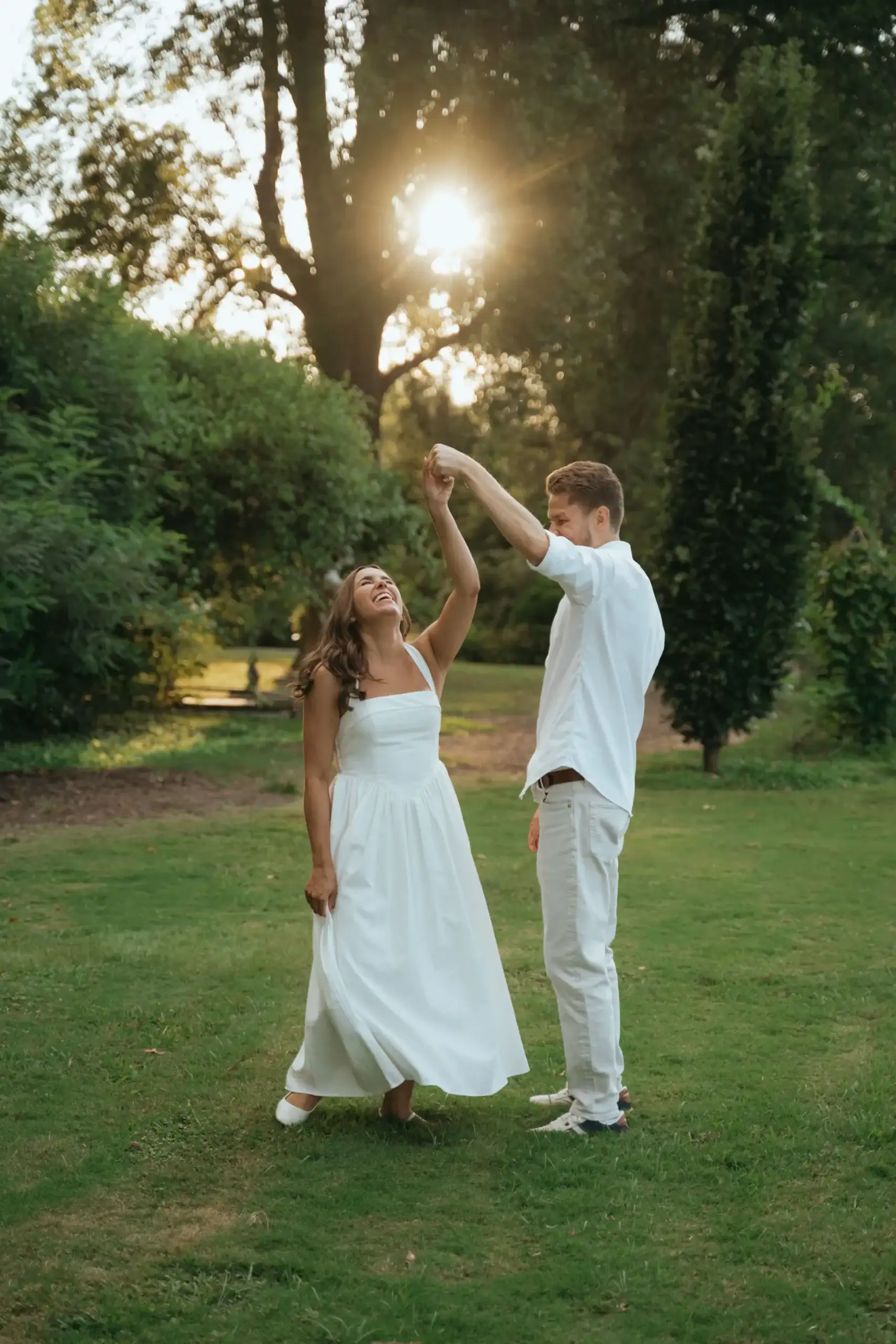 Couple getting married at Magnolia venue