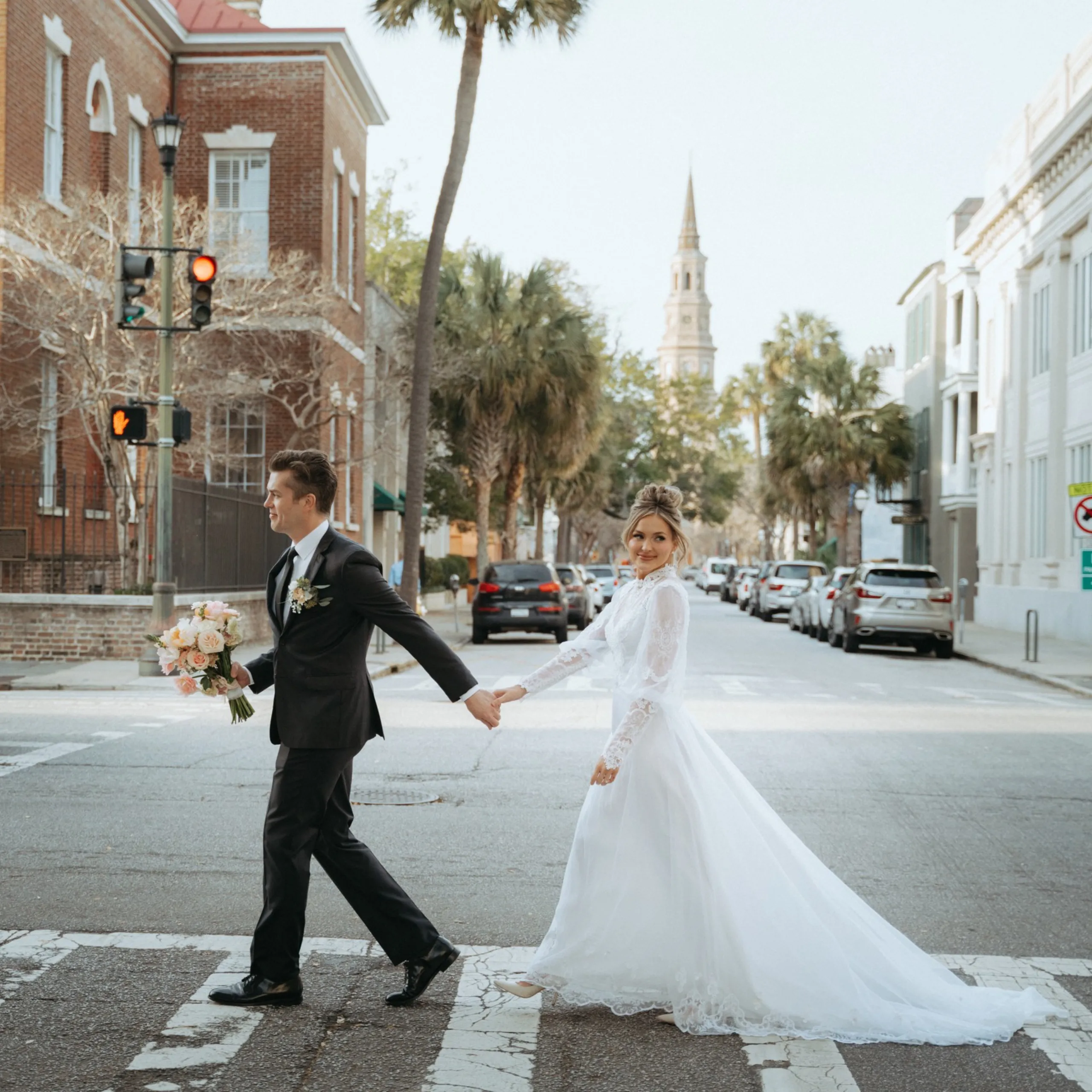 Charleston wedding Couple getting married in Charleston SC